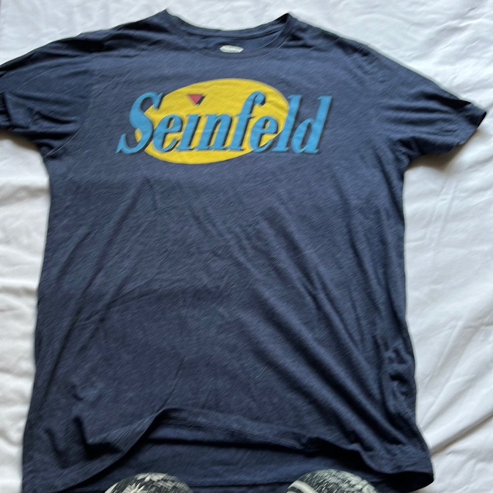 Mens size medium seinfeld shirt.  Heather blue color.